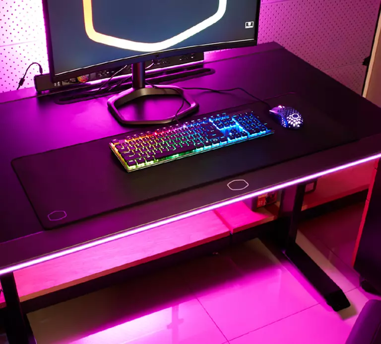 Additional Mousepad Included
