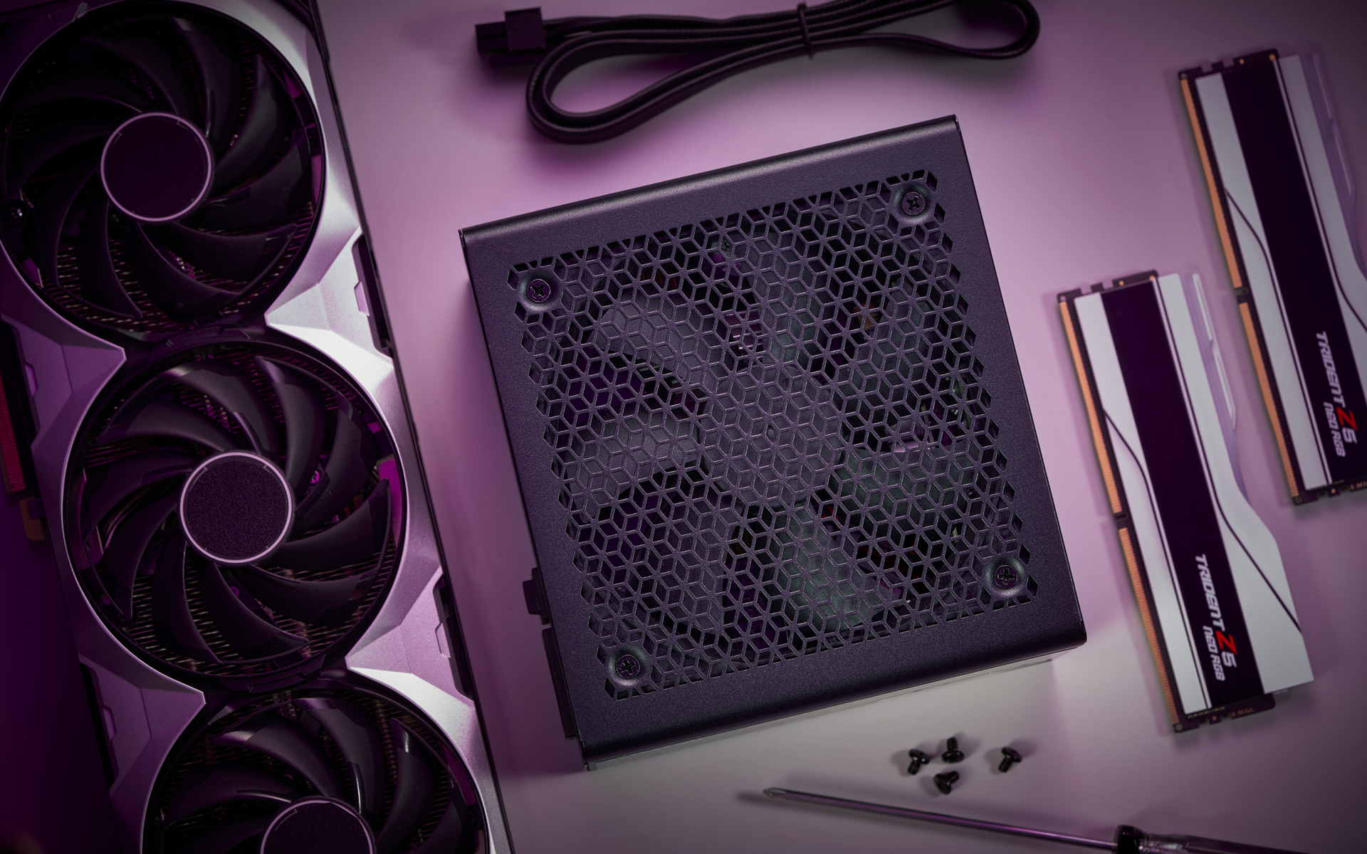 ESSENTIAL GOLD-VERMOGEN VOOR ALLEDAAGSE GAMING-BUILDS