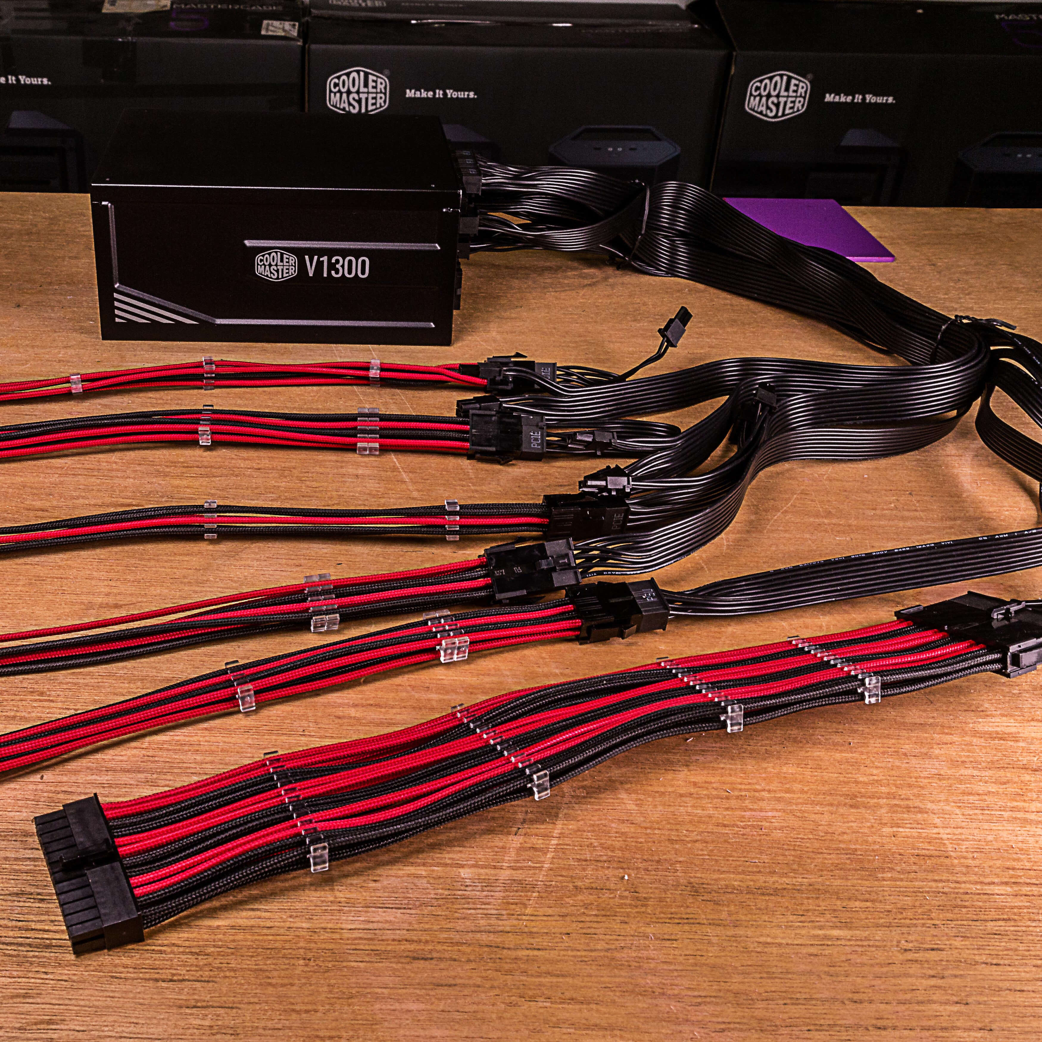 Sleeved Extension Cable Kit - Red & Black image number 3