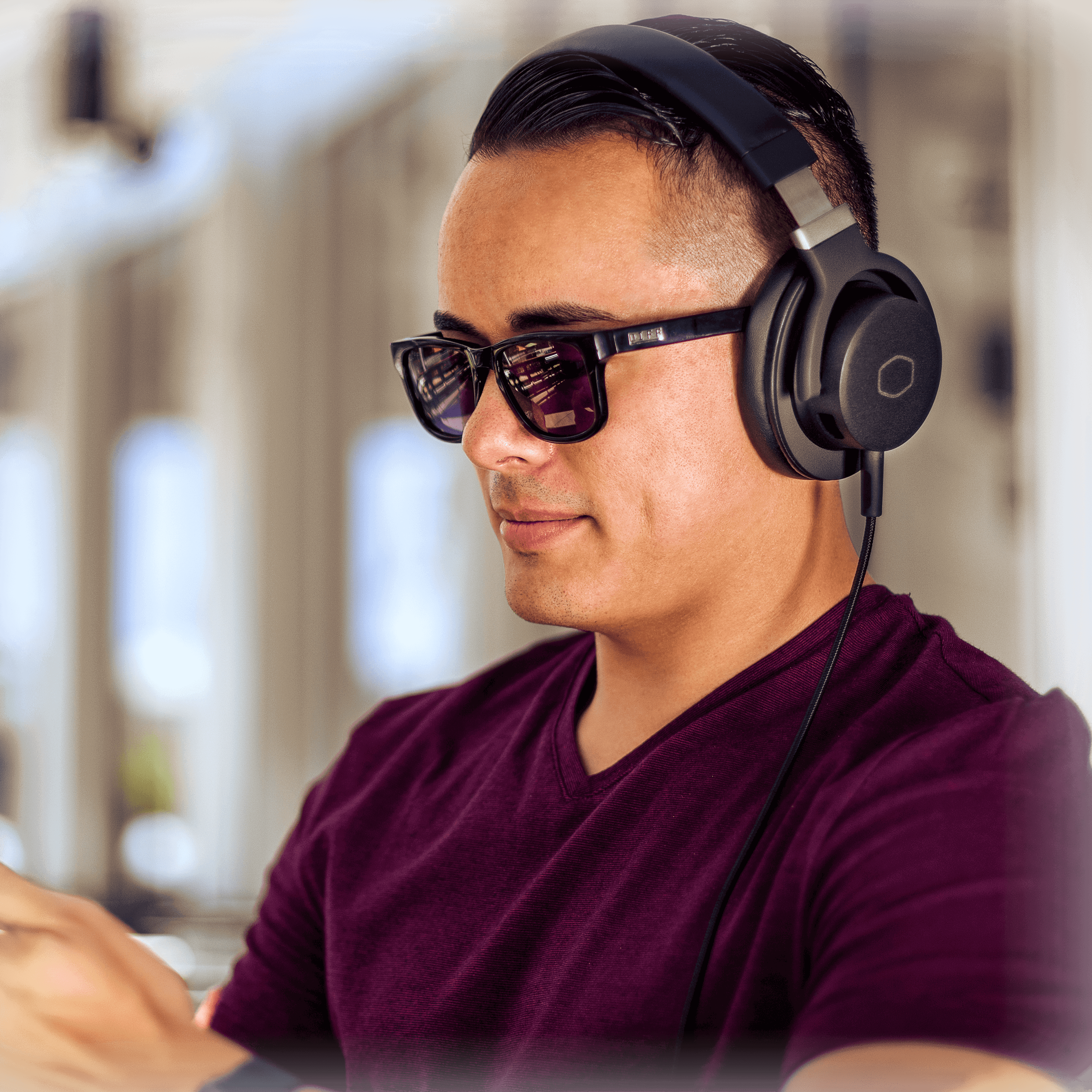 MH751 Gaming Headset image number 9