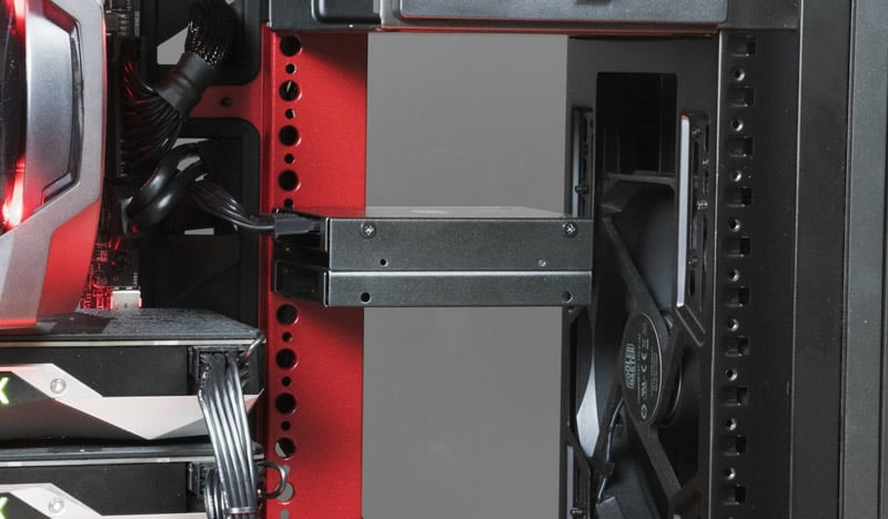 Horizontal SSD Cage image number 3
