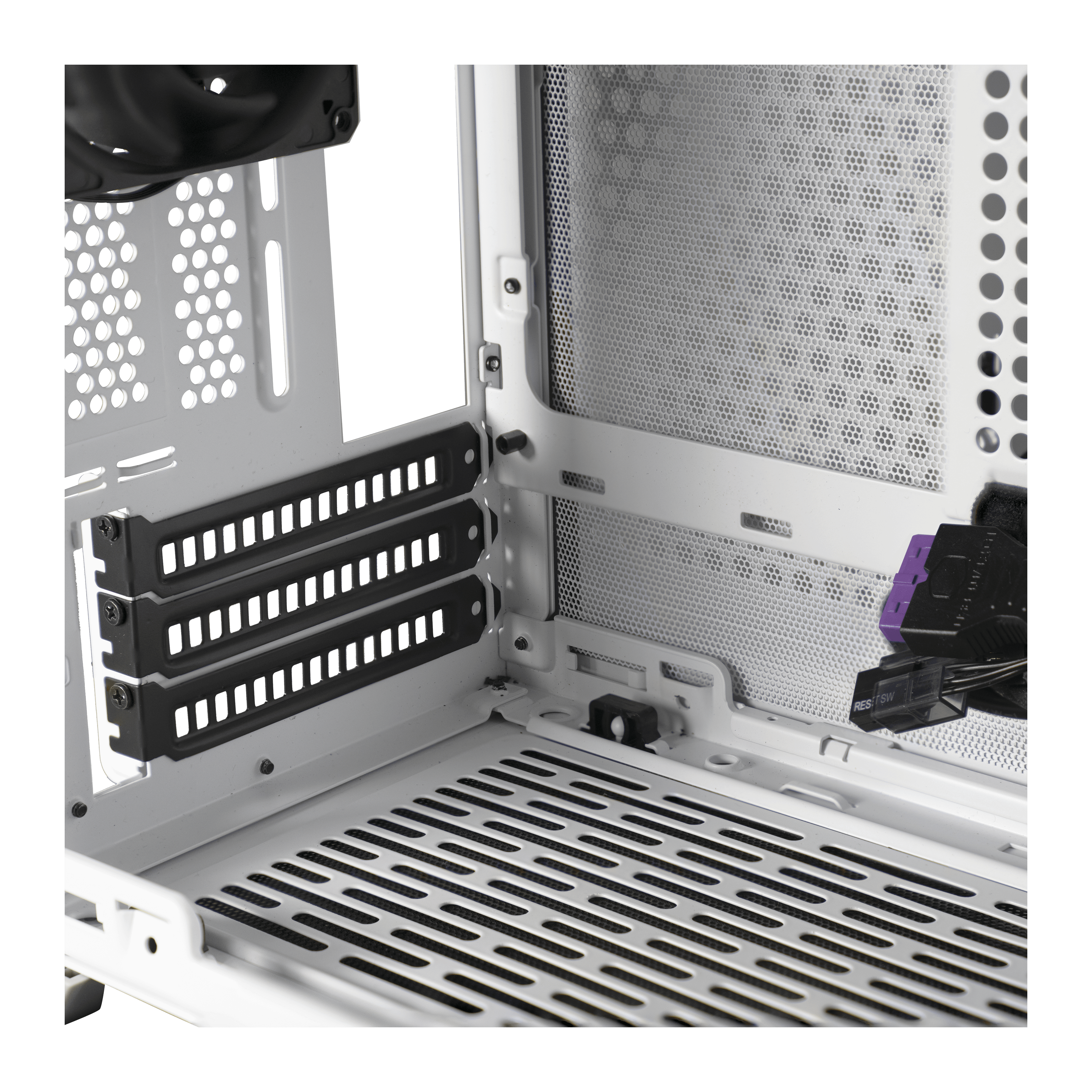  MasterBox NR200 image number 16